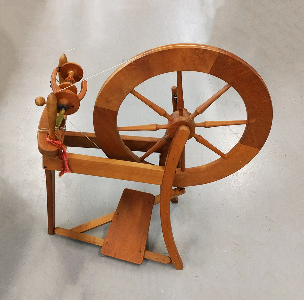 Ashford Elizabeth II Spinning Wheel